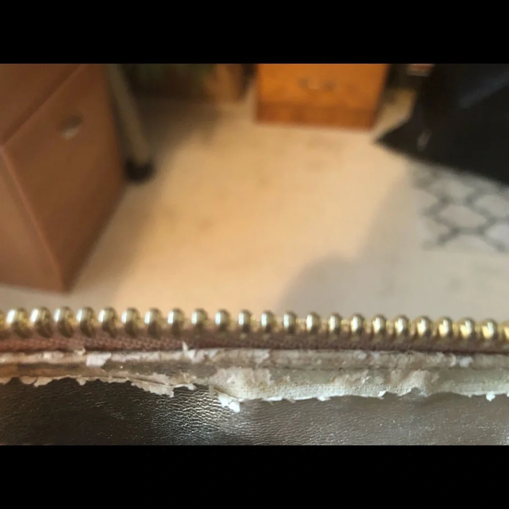 Handbag - Picture 5 of 8